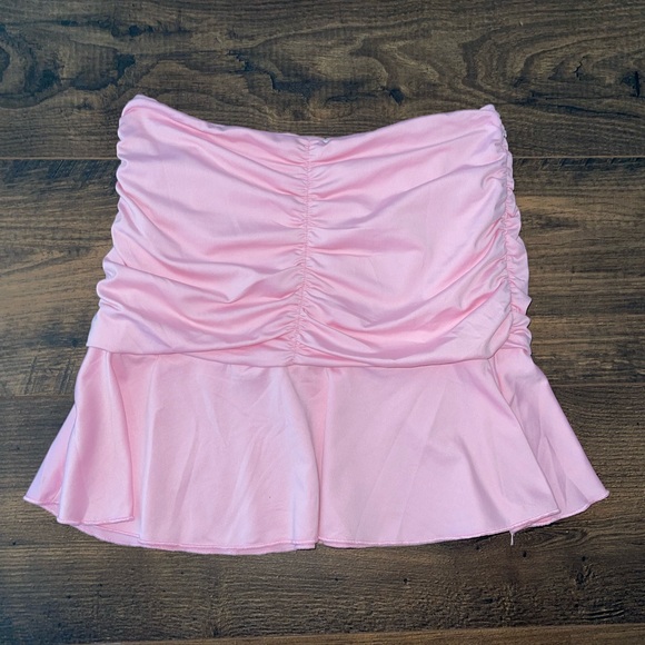Light pink mini skirt - Picture 1 of 5